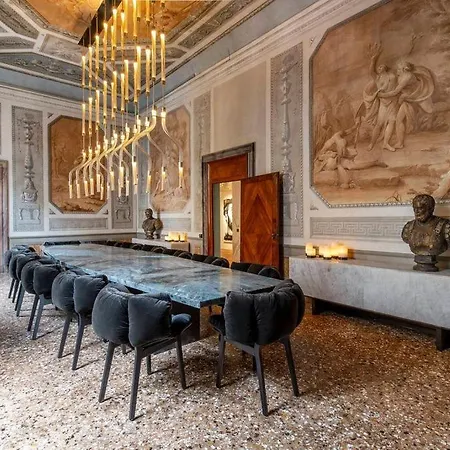 Luxury Venetian Style On Grand Canal * Venedig