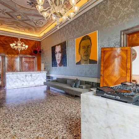 Luxury Venetian Style On Grand Canal * Venedig